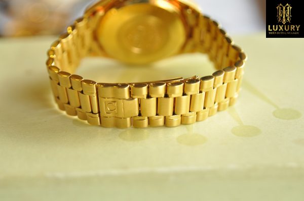Đồng hồ Omega Speedmaster vàng đúc nguyên khối 18k - HT Luxury