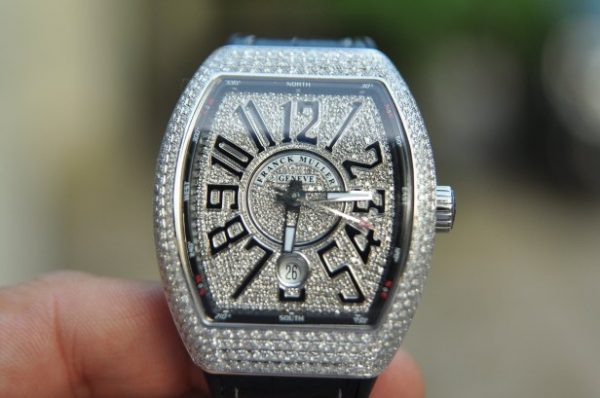 Đồng hồ Franck Muller nam Vanguard V41 Stell Custom full kim cương