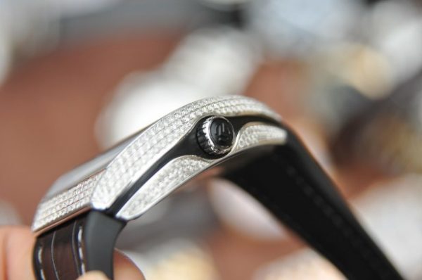Đồng hồ Franck Muller Vanguard V41 Stell full kim cương chính hãng