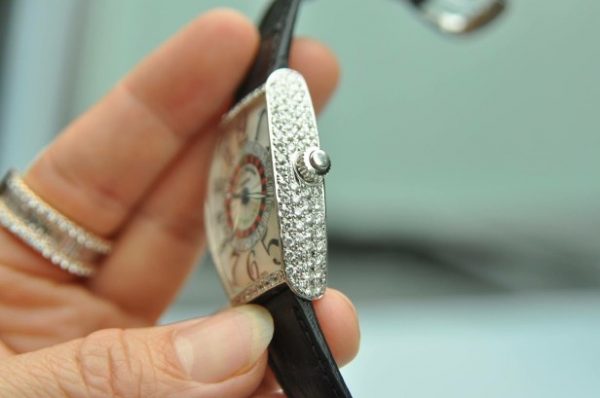 Đồng hồ Franck Muller Vegas Limited Edition 18k đính kim cương