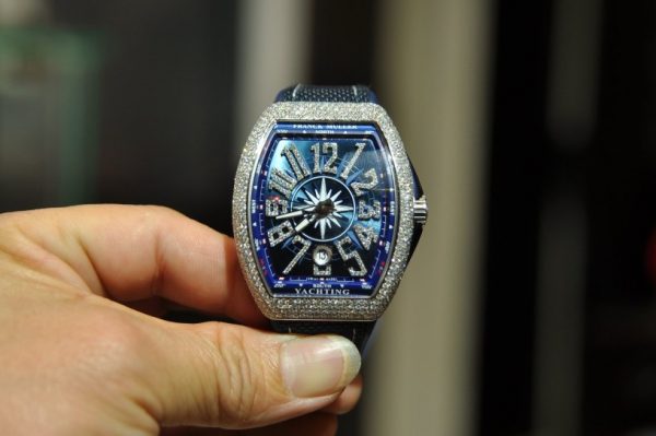 Đồng hồ Franck Muller Yachting V41 nam xanh Navy số kim cương