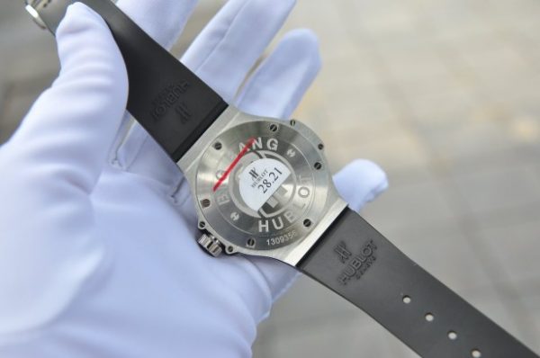 Đồng hồ Hublot Big Bang Steel Diamond mặt đen size 38mm