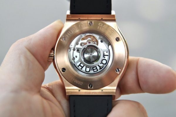 Đồng hồ Hublot Classic Fusion Black Rose vàng đính kim cương mới 100%