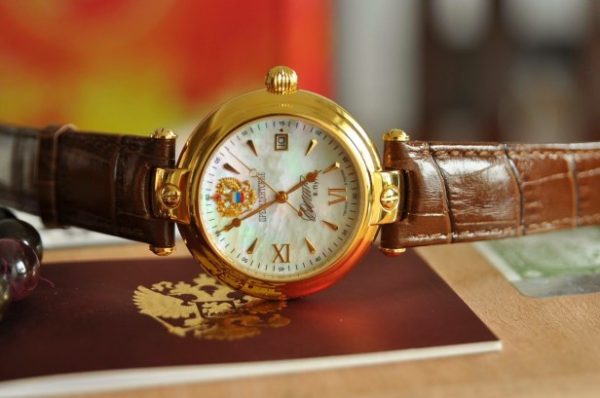 Đồng hồ Nga President mặt khảm kim nhọn cực đẹp