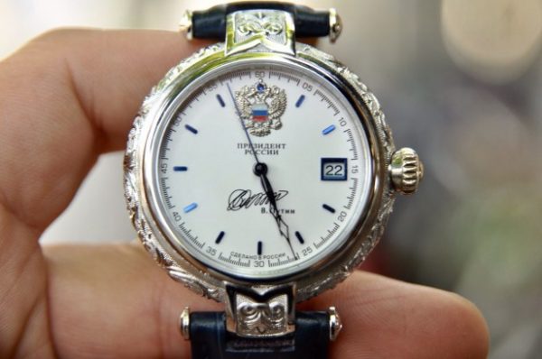 Đồng hồ Nga President chữ ký Putin bạc đúc 925 chạm thủ công