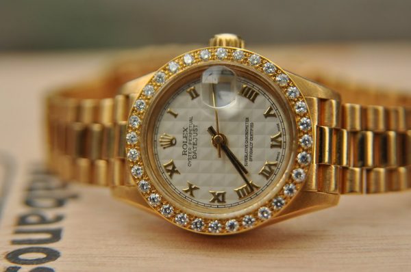 Đồng hồ Rolex nữ Oyster Datejust 69178 Mặt 3D cọc số La mã Vàng đúc 18k