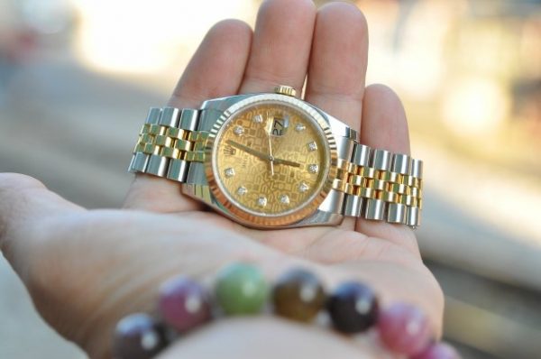 Đồng hồ Rolex Datejust 116233 demi mặt vi tính cọc kim cương to
